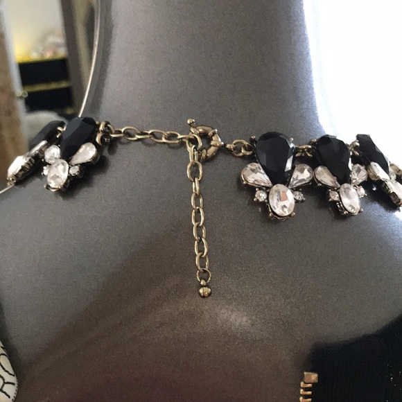 Vintage Gold Lady Statement necklace - Picture 7 of 8